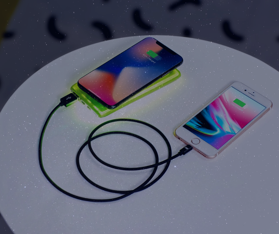 PORTABLE 8000 MAH SUCTION CUP POWER BANK